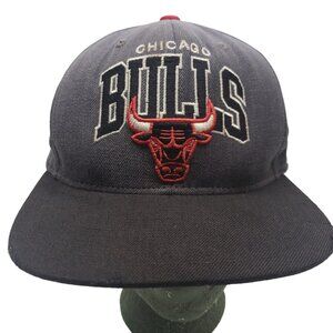 Chicago Bulls Mitchell & Ness NBA Snapback Hardwood Classic Hat Embroidered